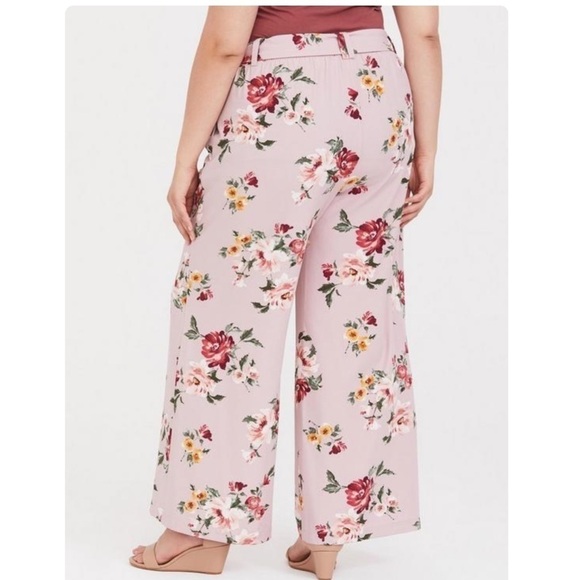 TORRID Lilac Purple Floral Crepe Wide Leg Pant 4X - Picture 3 of 8